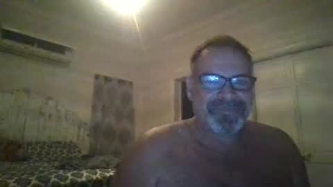 Snapshot of deepdiveme chatting on 10.13.25 deepdiveme online show from 10.13.25