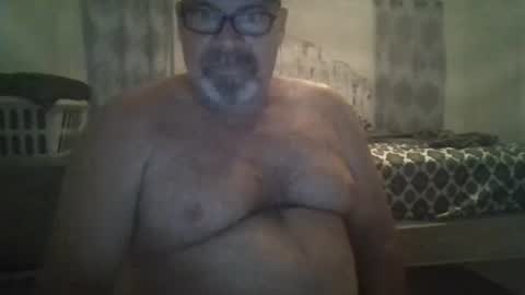 Snapshot of deepdiveme chatting on 10.14.25 deepdiveme online show from 10.14.25