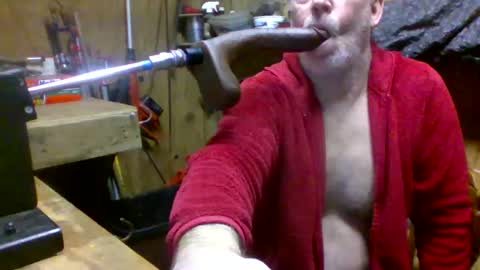 Snapshot of deepthroat227 chatting on 03.09.25 Deepthroat My Big Dildos online show from 03.09.25