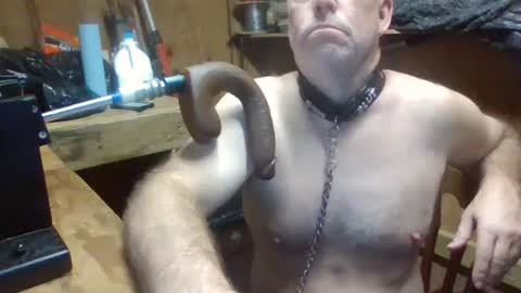 Snapshot of deepthroat227 chatting on 09.10.25 Deepthroat My Big Dildos online show from 09.10.25