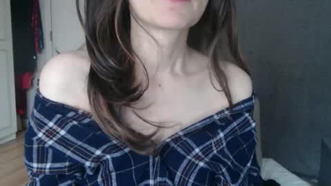 KamiDevi online show from 11.15.25