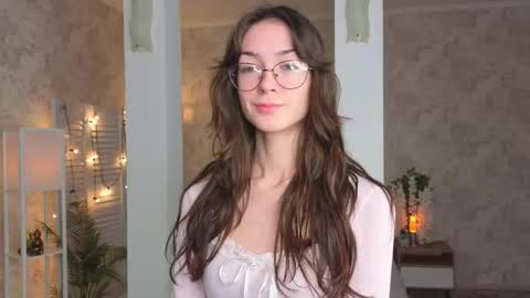 Snapshot of defeded_lovee chatting on 09.29.25 Amy online show from 09.29.25