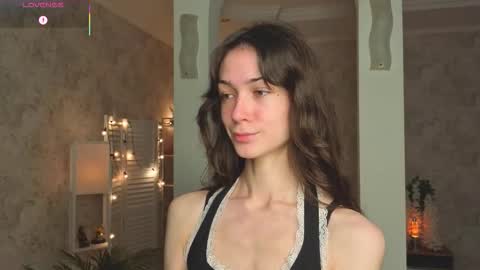 Snapshot of defeded_lovee chatting on 10.09.25 Amy online show from 10.09.25