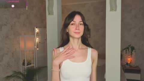 Snapshot of defeded_lovee chatting on 10.22.25 Amy online show from 10.22.25