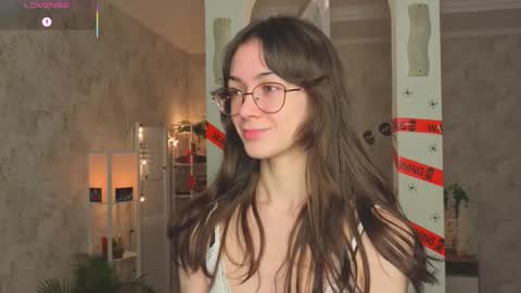 Snapshot of defeded_lovee chatting on 11.01.25 Amy online show from 11.01.25