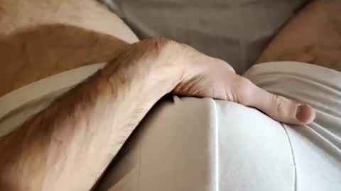 Snapshot of deilan83 chatting on 12.31.24 Deilan model no face Private open online show from 12.31.24