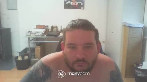 Snapshot of deinspielzeug87 chatting on 01.11.25 deinspielzeug87 online show from 01.11.25