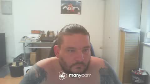 Snapshot of deinspielzeug87 chatting on 02.11.25 deinspielzeug87 online show from 02.11.25