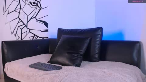 Snapshot of deivy_gram chatting on 09.18.25  DEIVY  online show from 09.18.25