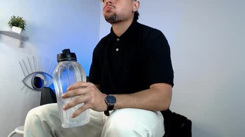 Snapshot of deivy_gram chatting on 10.04.25  DEIVY  online show from 10.04.25