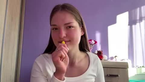 Mila online show from 03.03.26