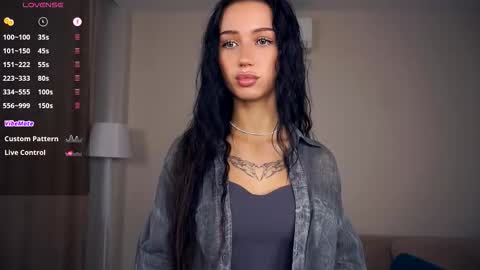 Hello everyone Im Tessa Make yourself comfortable. Were going to have fun together  online show from 09.10.25