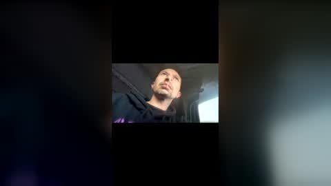 delgadomalo13 online show from 12.15.25