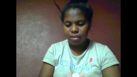 deliah712909 online show from 02.21.25
