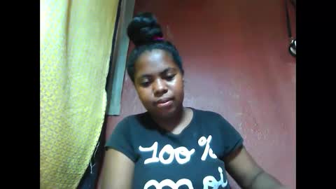 deliah712909 online show from 02.26.25