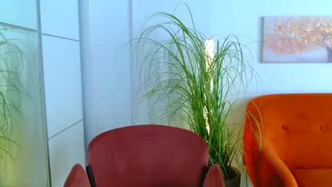 Snapshot of deliciaalove chatting on 02.13.25 deliciaalove online show from 02.13.25