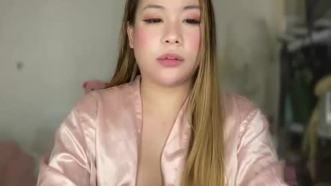 iyalicious online show from 11.18.25