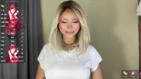 Snapshot of deliciousfaye chatting on 07.14.26 Hello your loving faye 3 online show from 07.14.26
