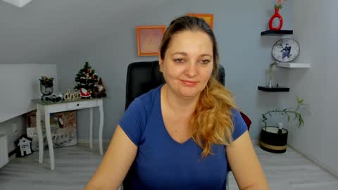 DeliciousLolly online show from 12.30.24