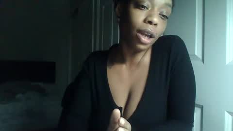 Snapshot of delightfuldark chatting on 01.12.25 delightfuldark online show from 01.12.25