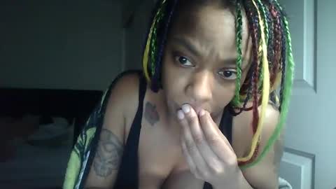 Snapshot of delightfuldark chatting on 01.13.25 delightfuldark online show from 01.13.25