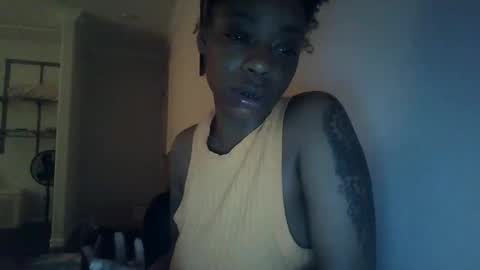Snapshot of delightfuldark chatting on 02.12.25 delightfuldark online show from 02.12.25