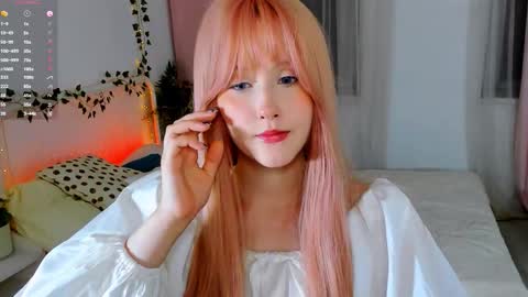 Delilah or Laila online show from 09.15.25