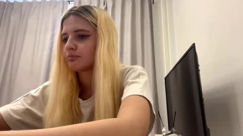 Amelia online show from 05.24.26