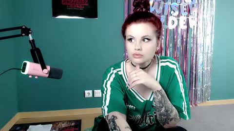 dellacrush_ online show from 10.07.25