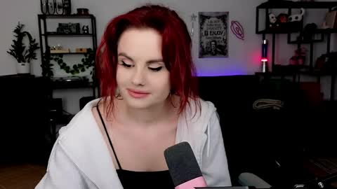 dellacrush_ online show from 03.30.26