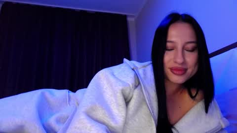 delly_love online show from 11.01.25