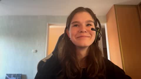 Mia online show from 09.10.25