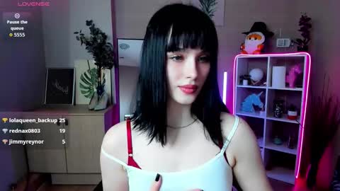 Snapshot of demetra__ chatting on 03.11.26 Demetra online show from 03.11.26