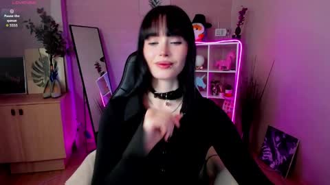 Snapshot of demetra__ chatting on 04.08.26 Demetra online show from 04.08.26