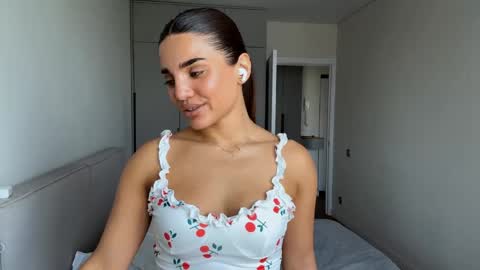 Anna online show from 05.15.26