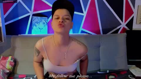 Snapshot of demimoore222 chatting on 10.23.25 DEMI online show from 10.23.25