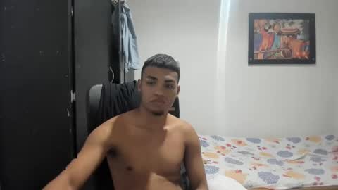 Snapshot of demol_latin chatting on 12.19.24 MASTER DAV online show from 12.19.24