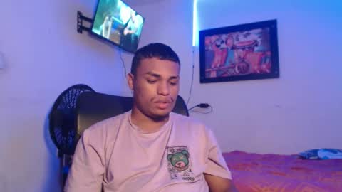 Snapshot of demol_latin chatting on 10.03.25 MASTER DAV online show from 10.03.25