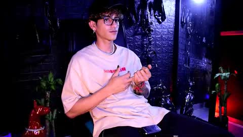 DemonKush online show from 11.07.25