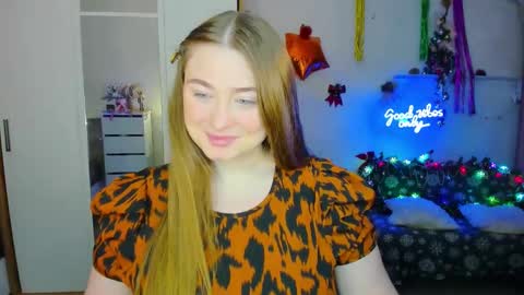 Sophie online show from 12.05.24