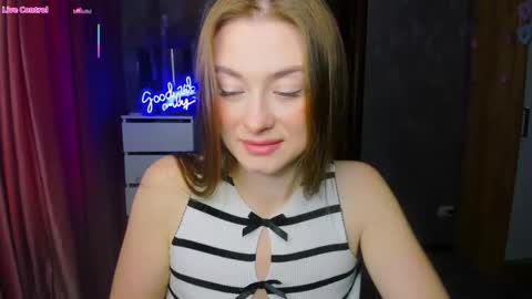 Sophie online show from 09.26.25