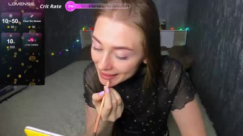 Sophie online show from 10.18.25