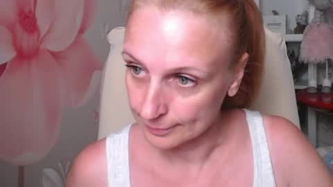 Snapshot of denhiey_here chatting on 06.24.26 denhiey online show from 06.24.26