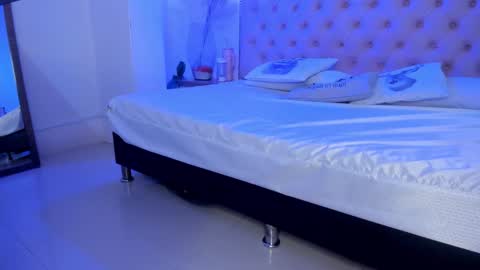 denisse_logan online show from 11.03.25