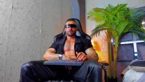 Snapshot of dennis_cox_ chatting on 02.22.25 dennis_cox_ online show from 02.22.25