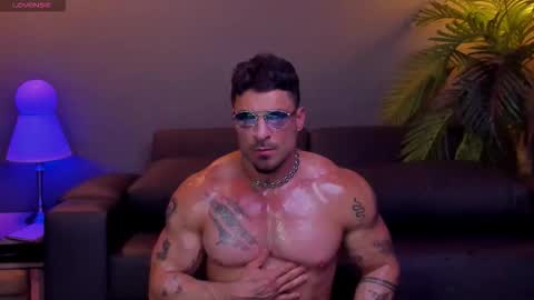 dennis_cox_ online show from 11.07.25