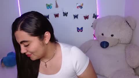Snapshot of dennis_love_ chatting on 06.19.26 rosse online show from 06.19.26