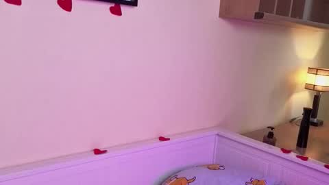 Olivia online show from 10.03.25