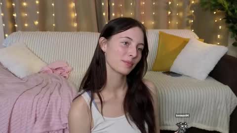 Olivia online show from 10.06.25