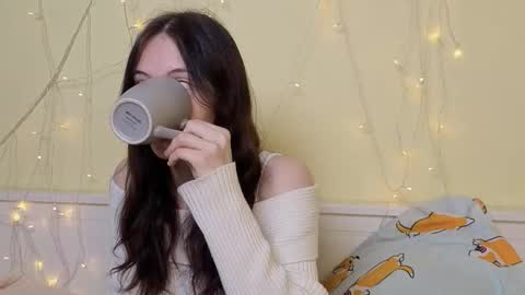 Olivia online show from 10.08.25